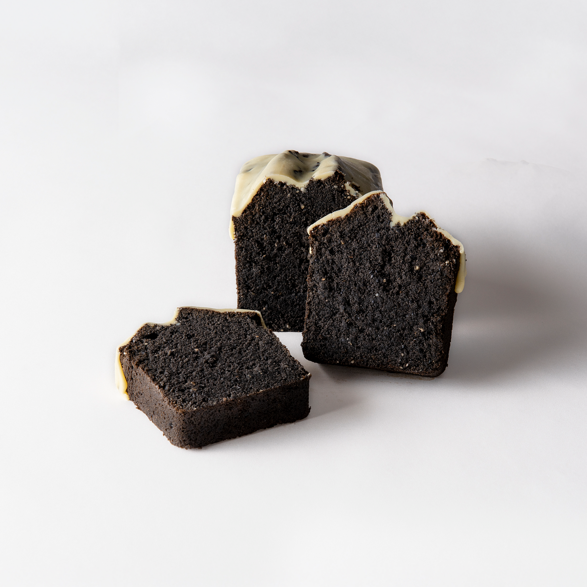 有機黒ごまのケーキ – 焼き菓子工房 KIJIMA