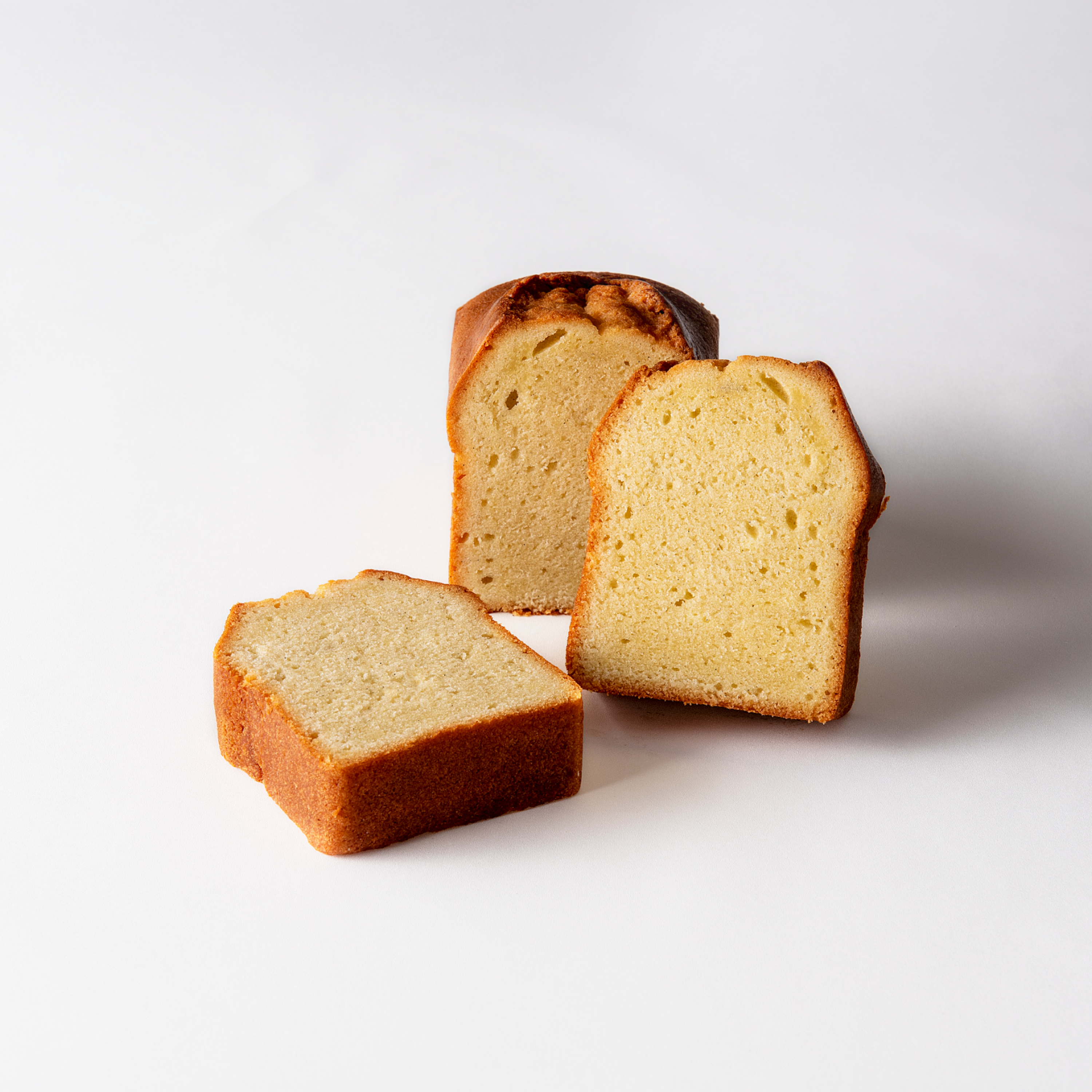 平飼い卵のバニラパウンドケーキ